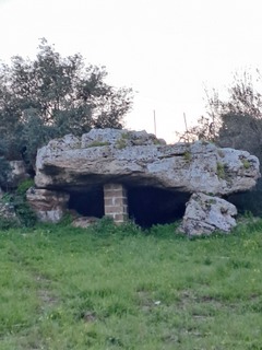 Dolmen di Avola